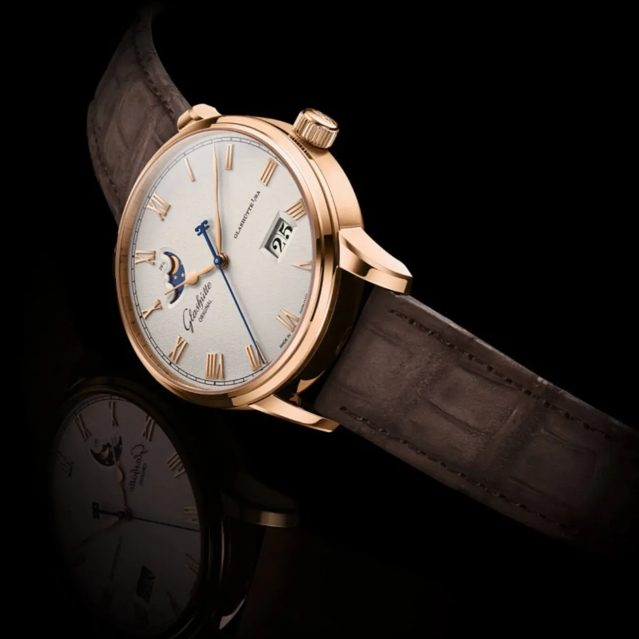 SENATOR EXCELLENCE PANAROMA DATE MOON PHASE