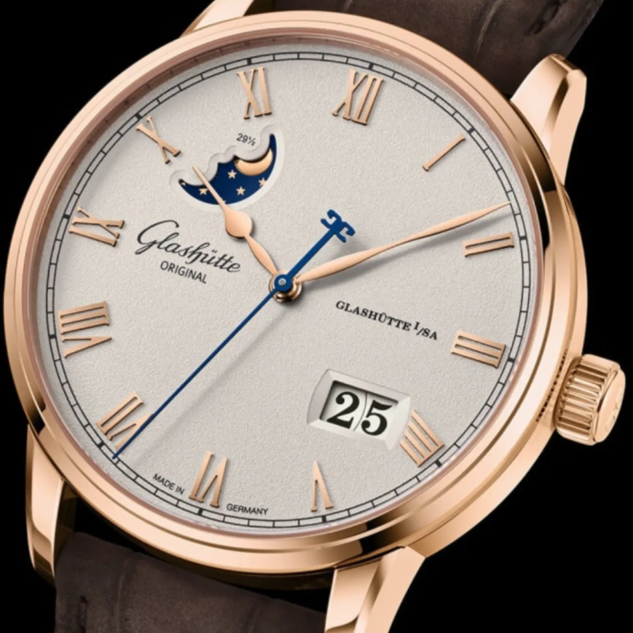 SENATOR EXCELLENCE PANAROMA DATE MOON PHASE