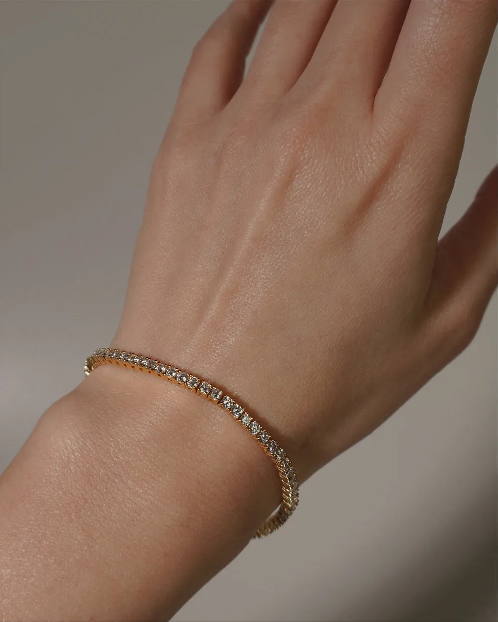 Serena Tennis Bracelet (White)