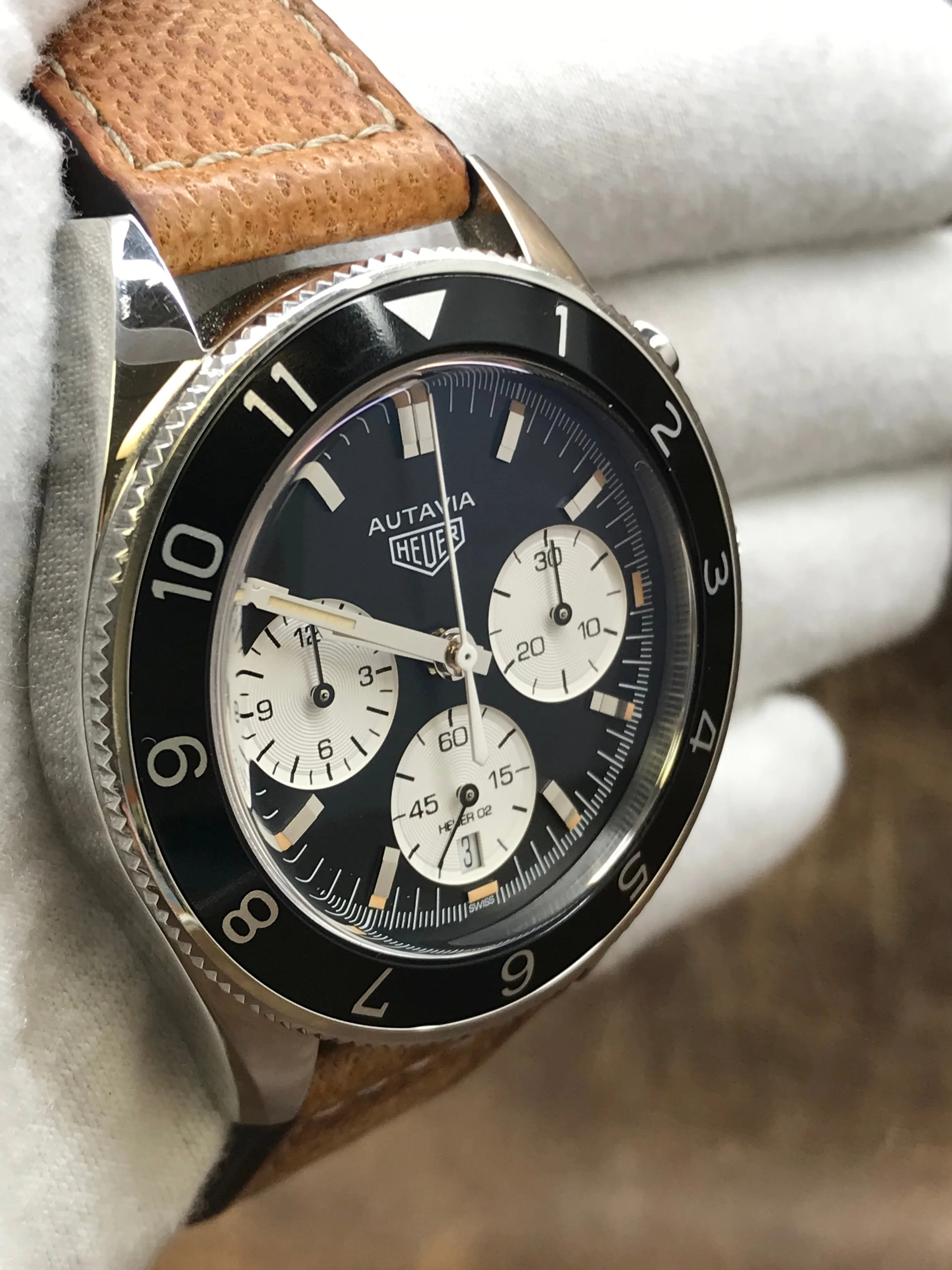 TAG Heuer Autavia Heritage Chronograph Heuer 02 CBE2110 Black Dial Automatic Men's Watch