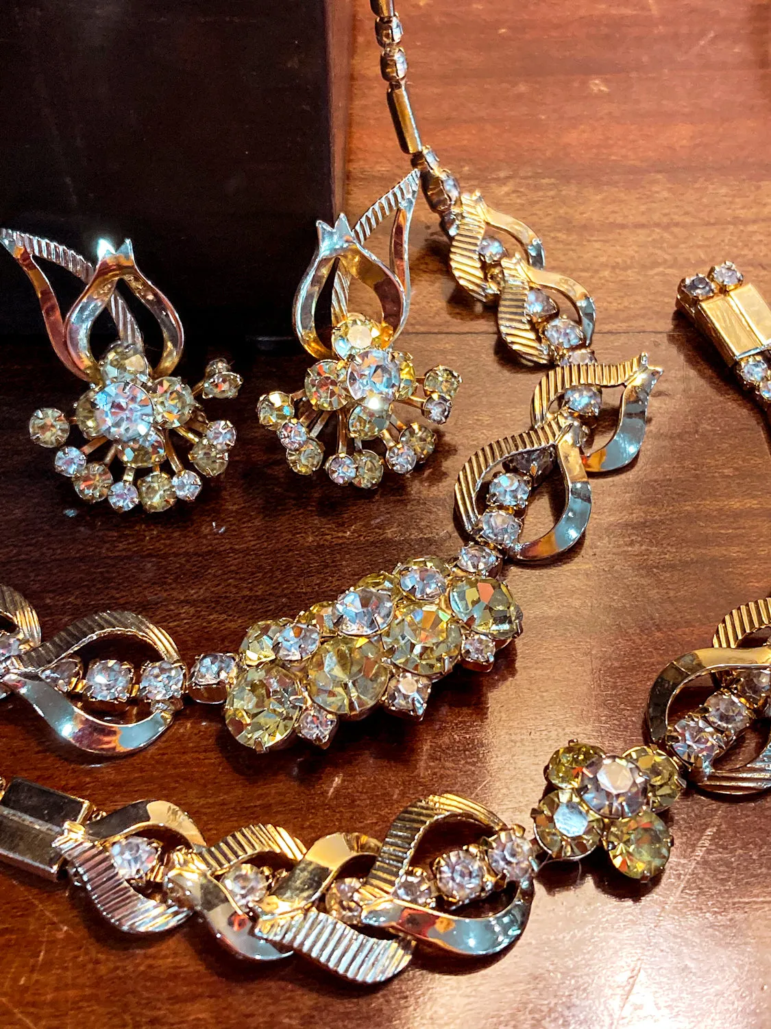 Vintage Sarah Coventry Sunshine Yellow Clear Rhinestone Jewelry Set