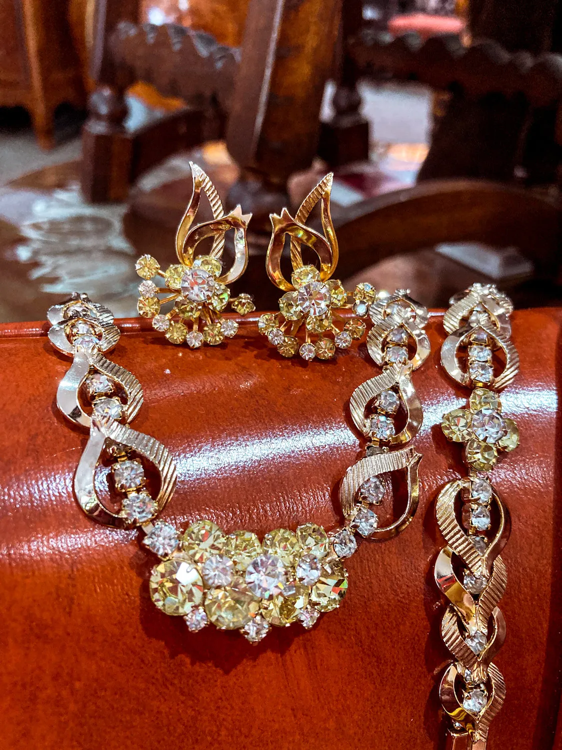 Vintage Sarah Coventry Sunshine Yellow Clear Rhinestone Jewelry Set