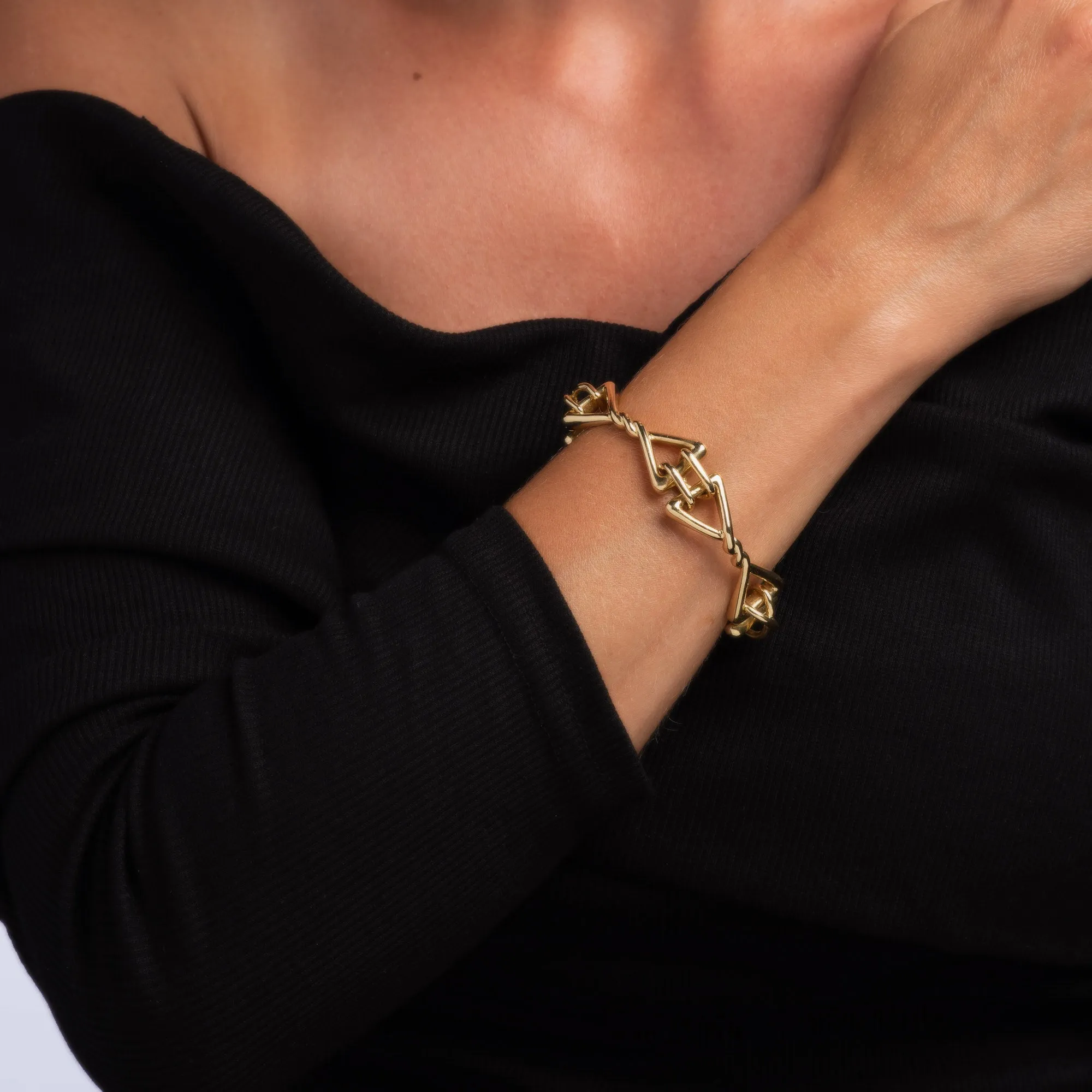 Vintage Tiffany & Co Bracelet 51.1gm 18k Yellow Gold Triangle Fancy Link Jewelry