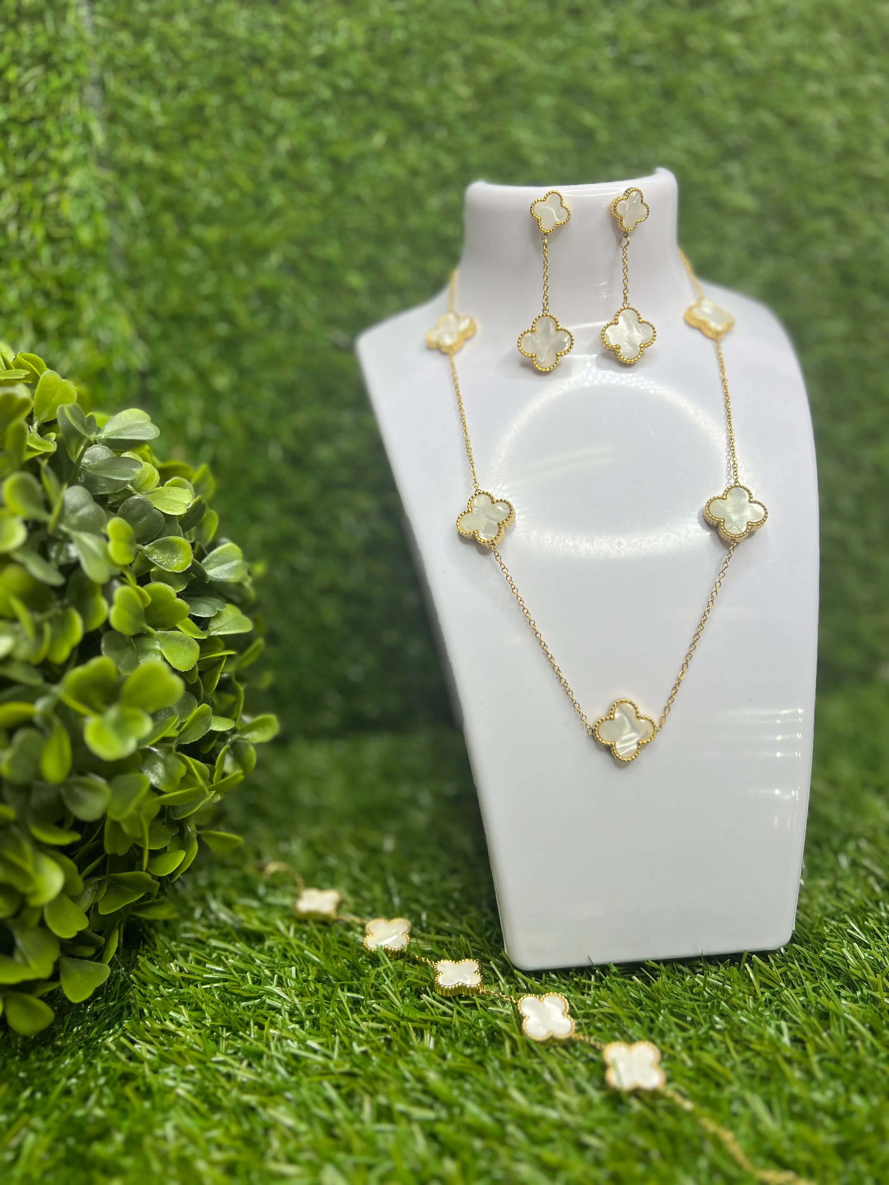 White Clover Full Jewelry Set