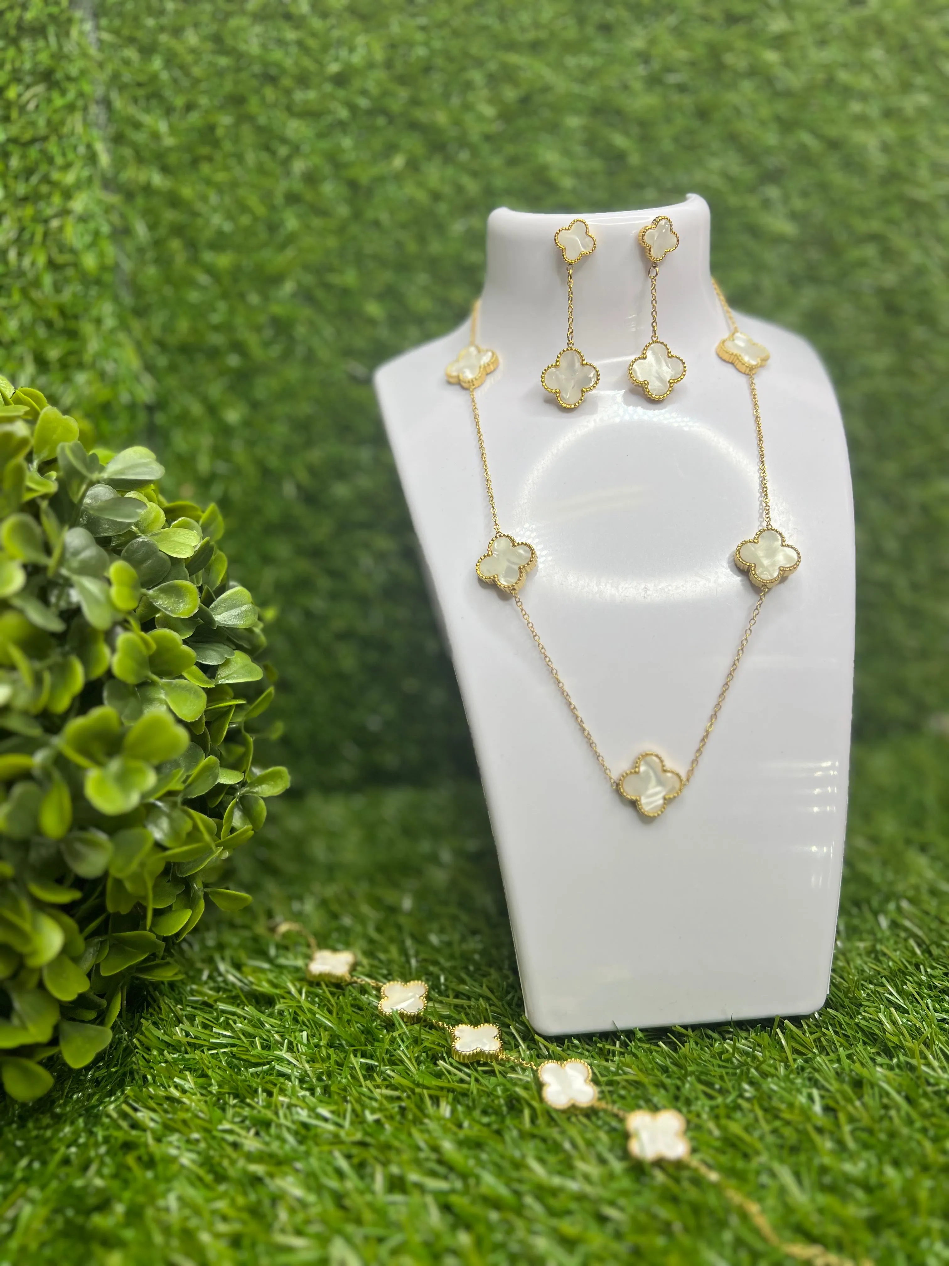White Clover Full Jewelry Set